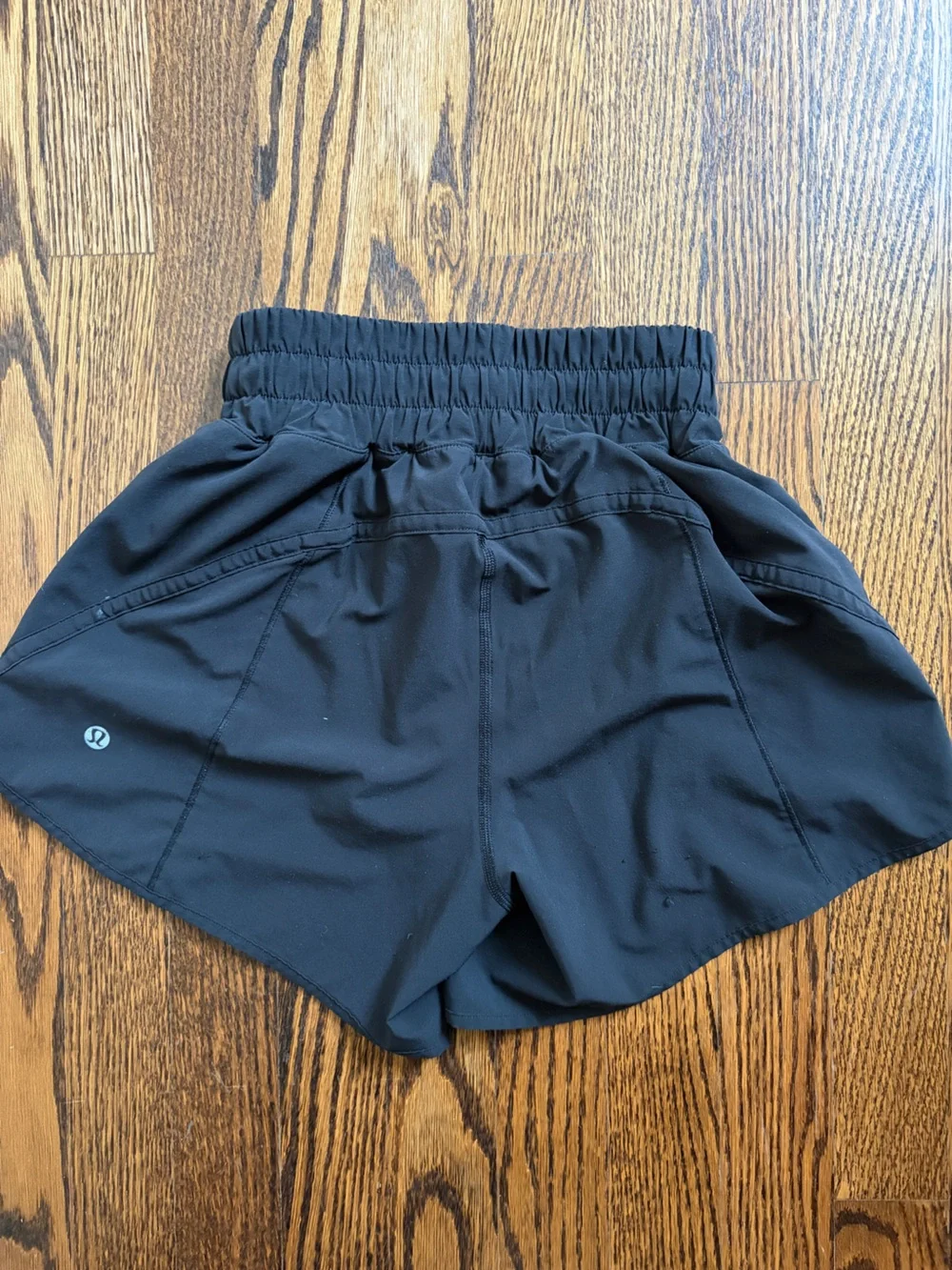 Lululemon Women’s hottie hots Black Running Shorts